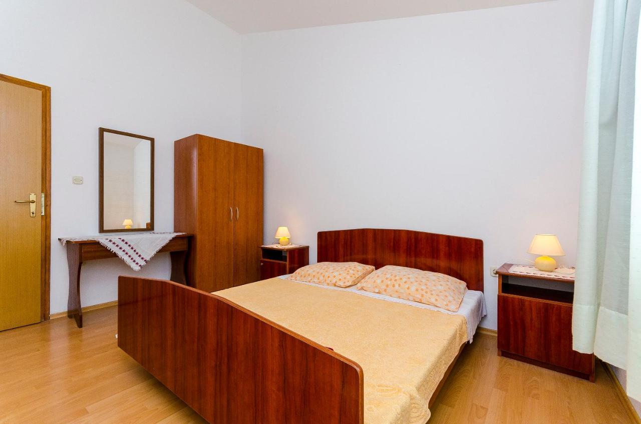 Apartments Milka Slatine Kültér fotó