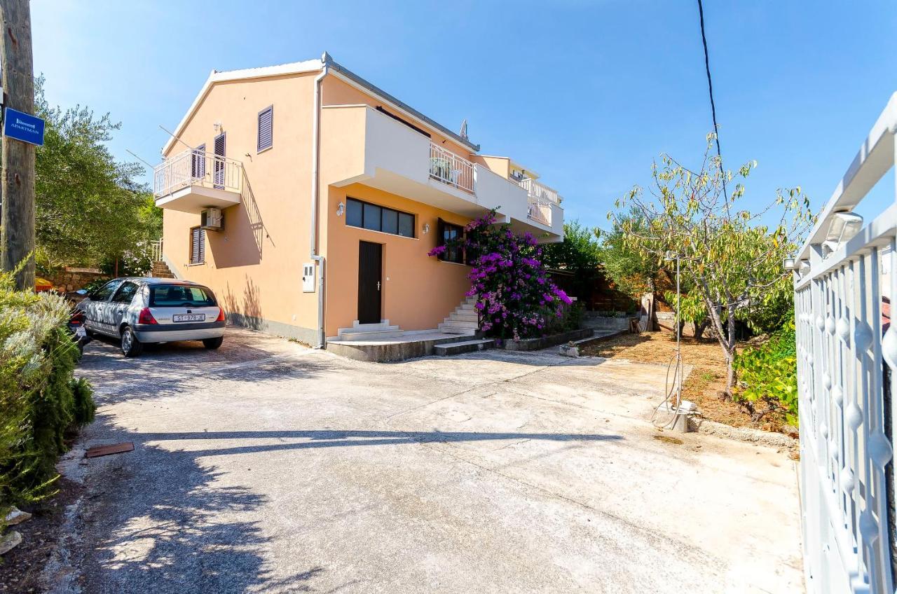 Apartments Milka Slatine Kültér fotó